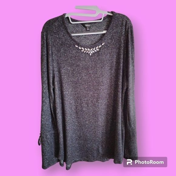 Simply Vera Wang Grey Sweater Embellished Rhinestone Neckline Size Large - Picture 1 of 8